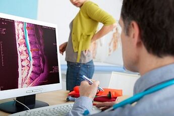 MRI kralježnice kako bi razjasnio uzrok bolova u leđima